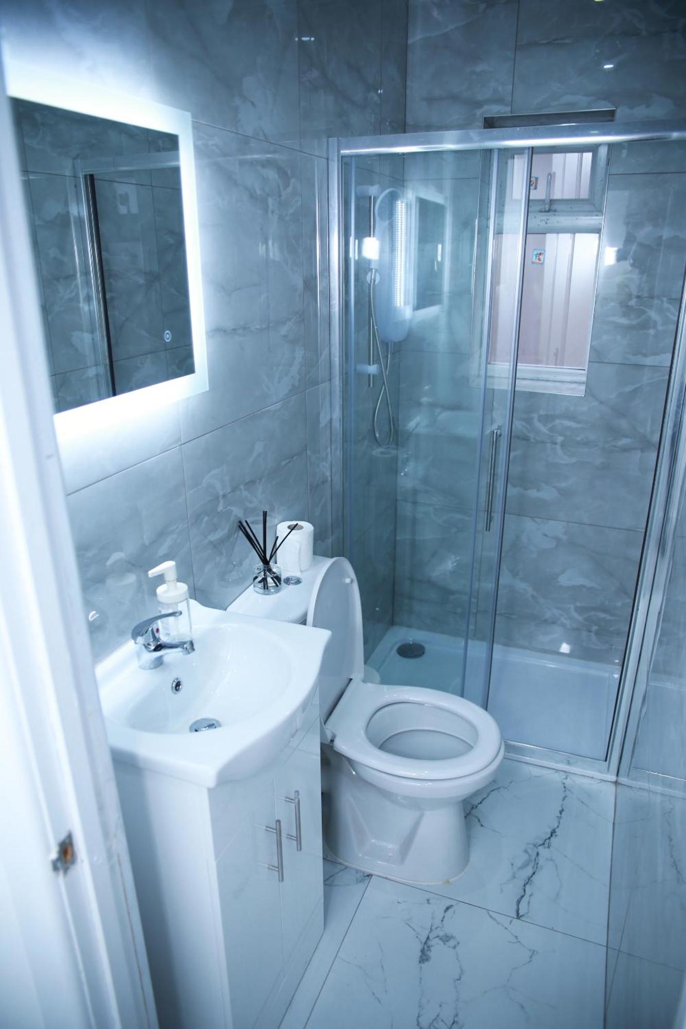 South Harrow Apartment London Phòng bức ảnh