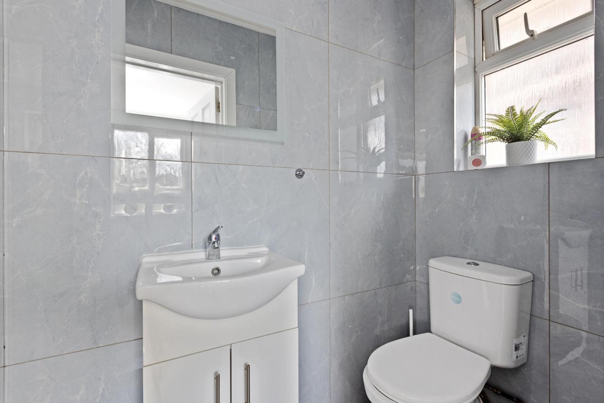 South Harrow Apartment London Ngoại thất bức ảnh